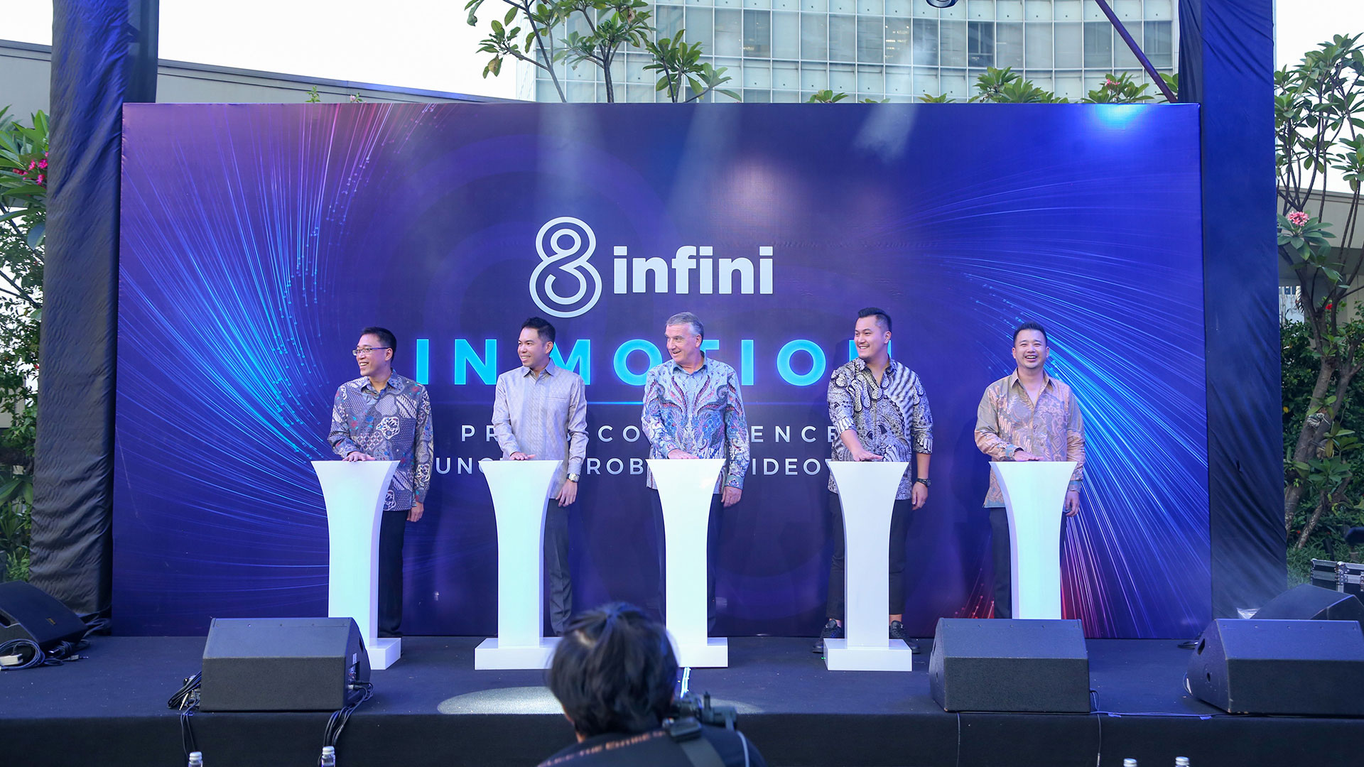 Press Conference Launching Robotic Videotron Infini
